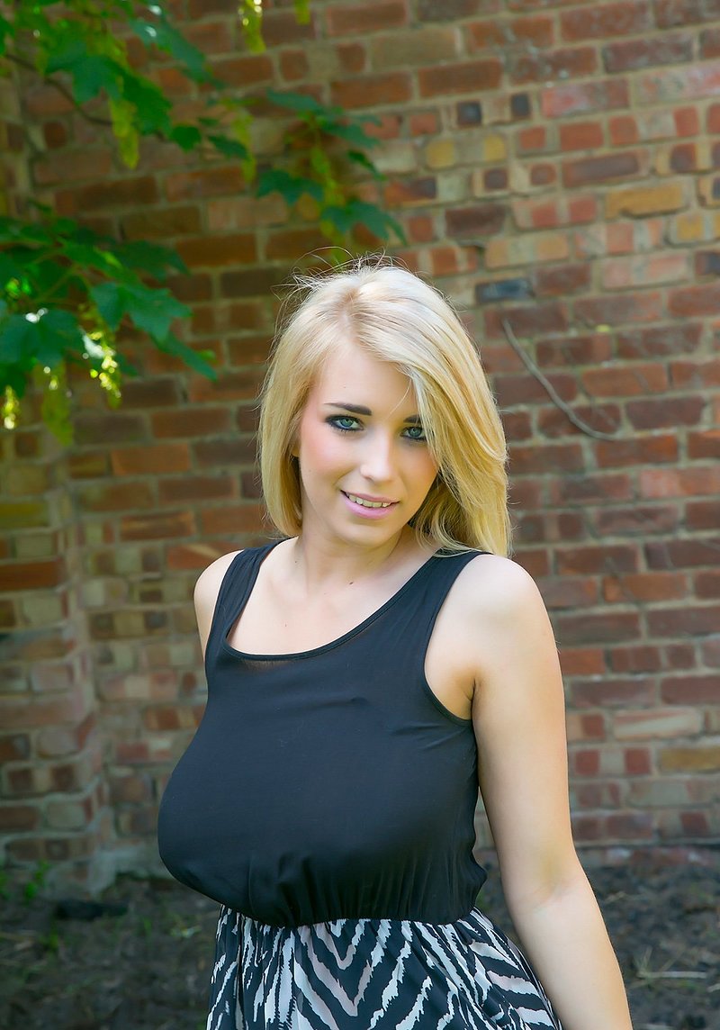 Карина, 31 год, 1 размер груди